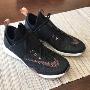 NWOT Nike Air Zoom - Size 7.5 (Black - Rose Gold)